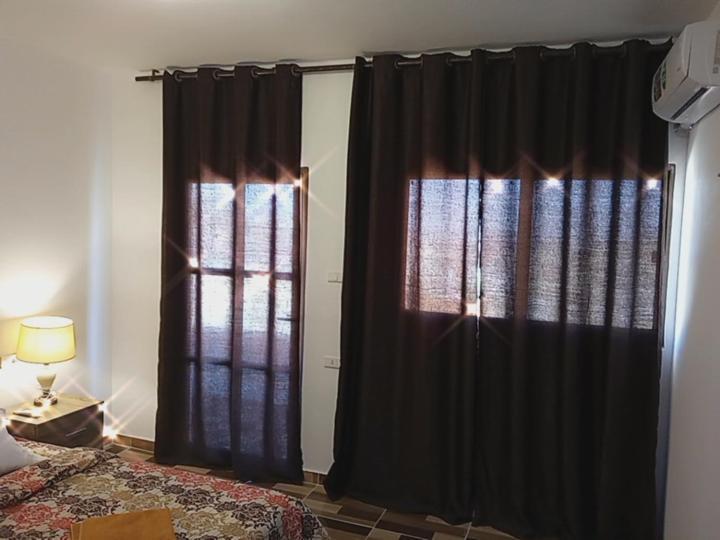 Petra Planet Hostel Wadi Musa Exterior photo